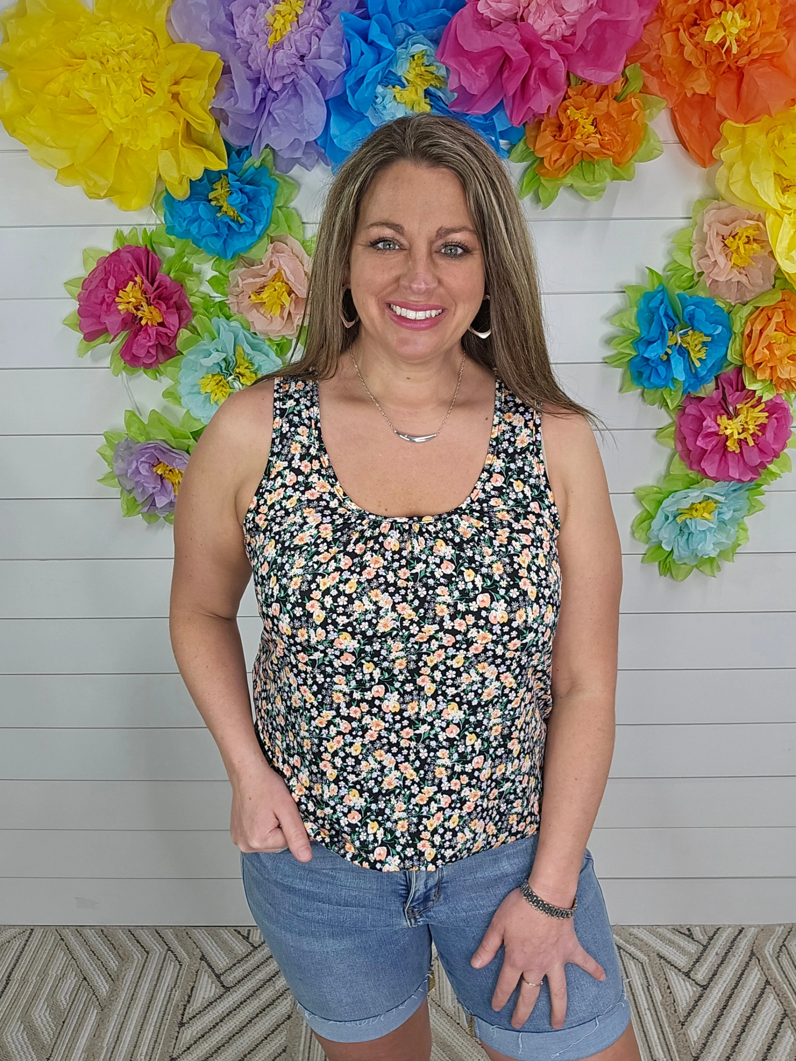 BLACK/CORAL FLORAL TANK TOP