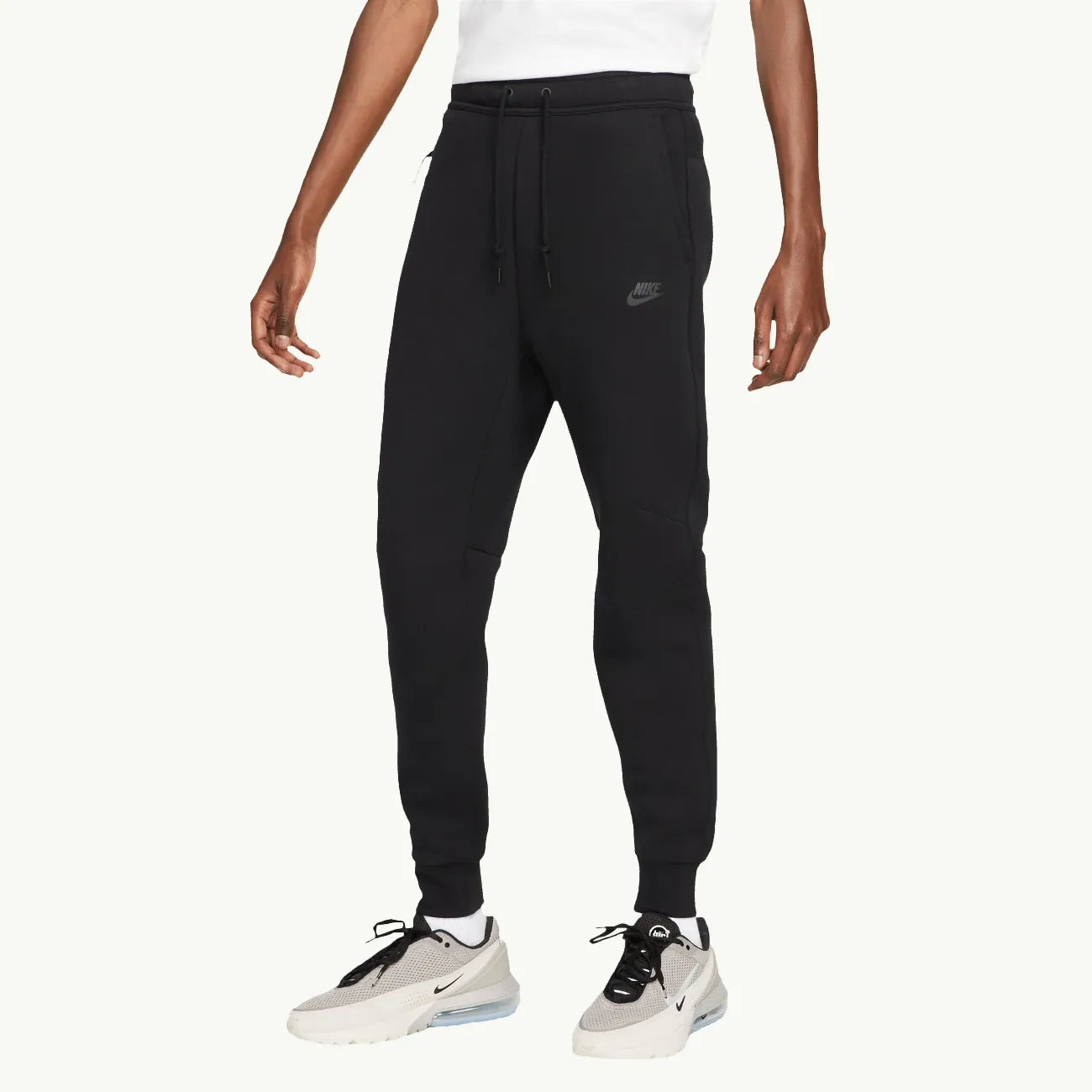 Nike Tech Fleece Jogger - Black